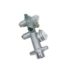 Nissan E20 brake master cylinder 1973 - 1995