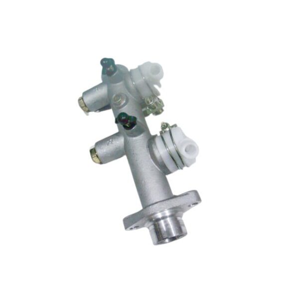 Nissan E20 brake master cylinder 1973 - 1995